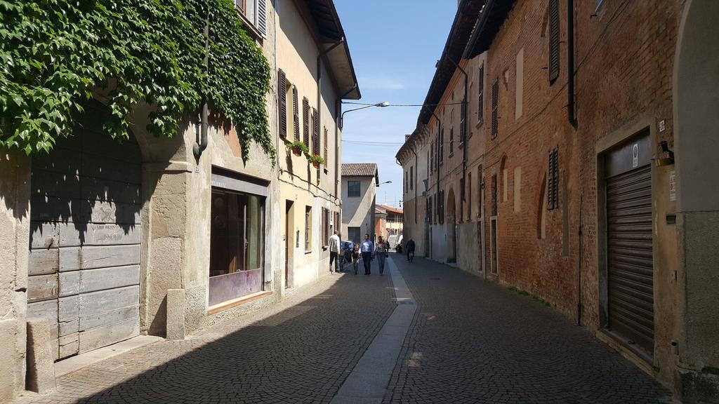 דירות Robecco sul Naviglio Borgo Archinto מראה חיצוני תמונה